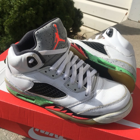 aj5 poison green